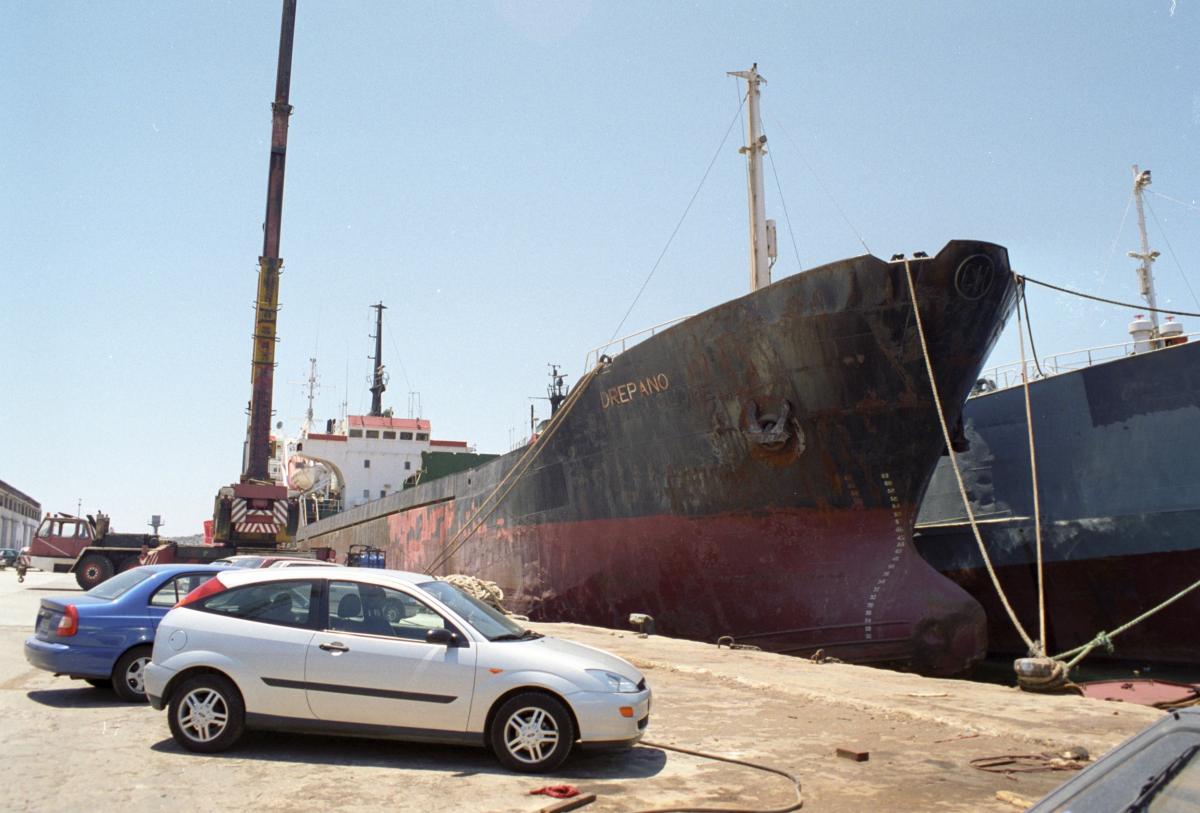 DREPANO IN PERAMA BEFORE THE MOVE TO ELEVSINA