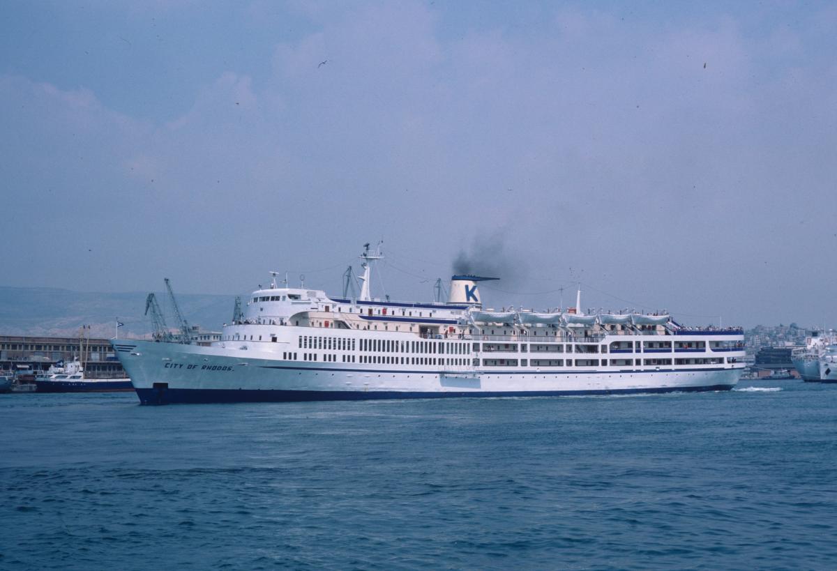 city of rhodos leaving piraeus port 84